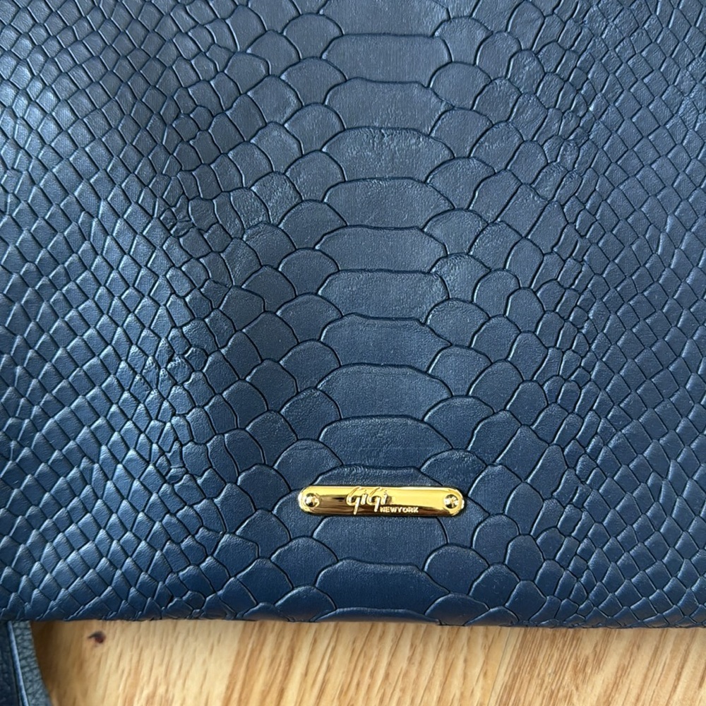 GiGi New York navy blue Fold-Over Clutch with Tassel crossbody leather - Picture 2 of 10